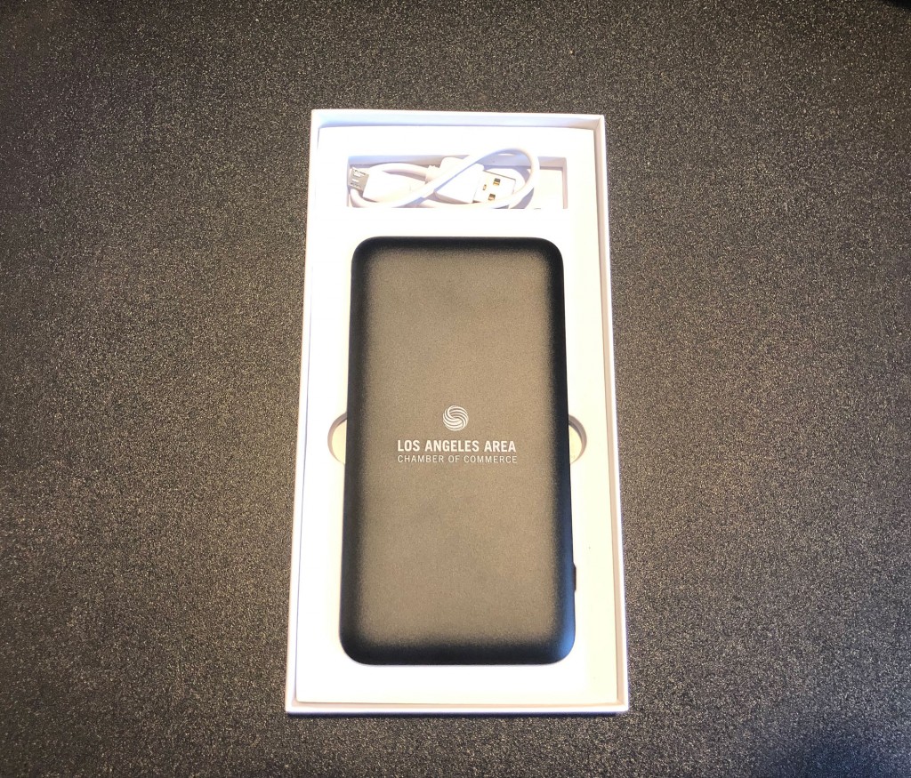 custom-power-bank-front-imprint