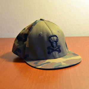 Camouflage flat bill cap with 3D embroidery